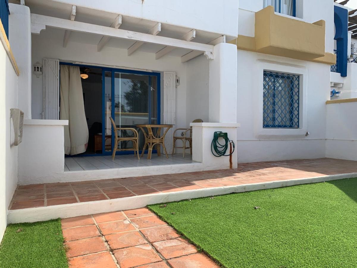 Apartamentos El Minarete Roquetas de Mar Exterior foto